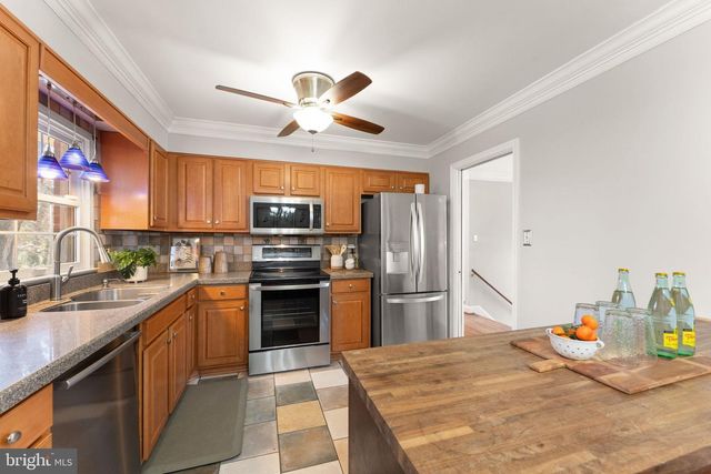 6101 BRIARVIEW CT, Alexandria, VA 22310