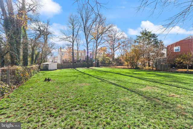 6101 BRIARVIEW CT, Alexandria, VA 22310