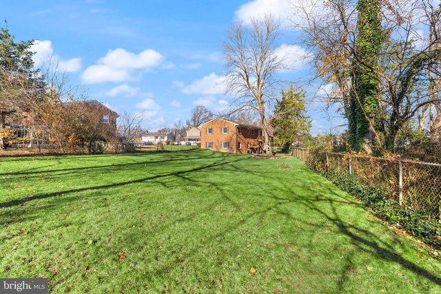 6101 BRIARVIEW CT, Alexandria, VA 22310