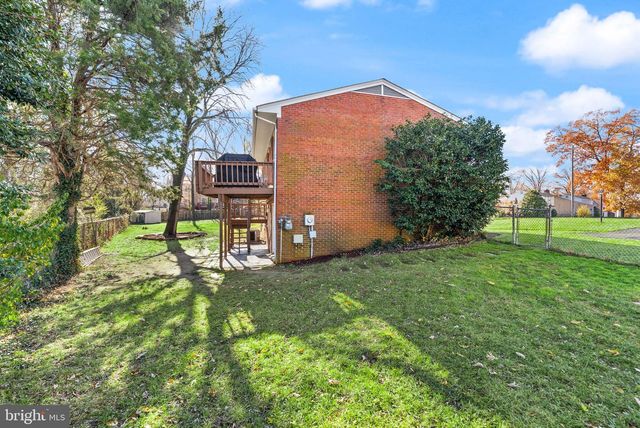 6101 BRIARVIEW CT, Alexandria, VA 22310