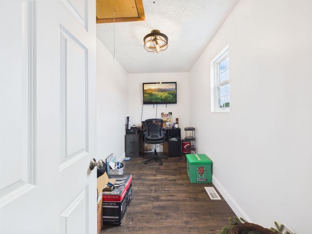 213 David St., Hurricane, WV 25526