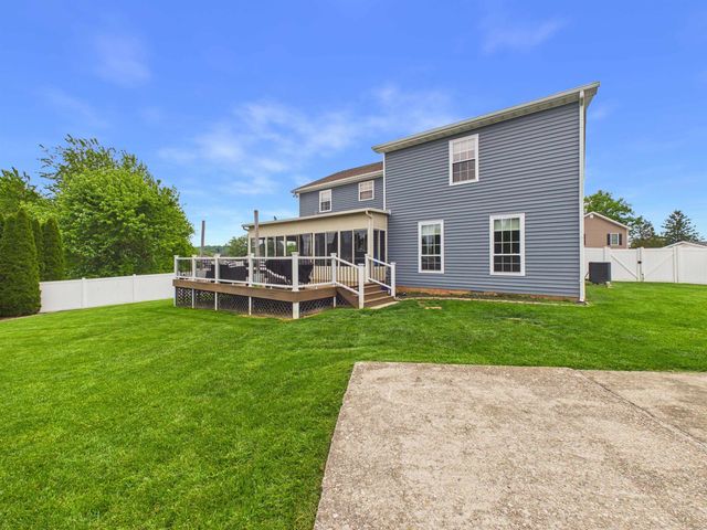 213 David St., Hurricane, WV 25526
