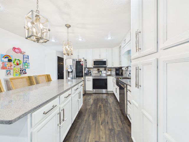 213 David St., Hurricane, WV 25526
