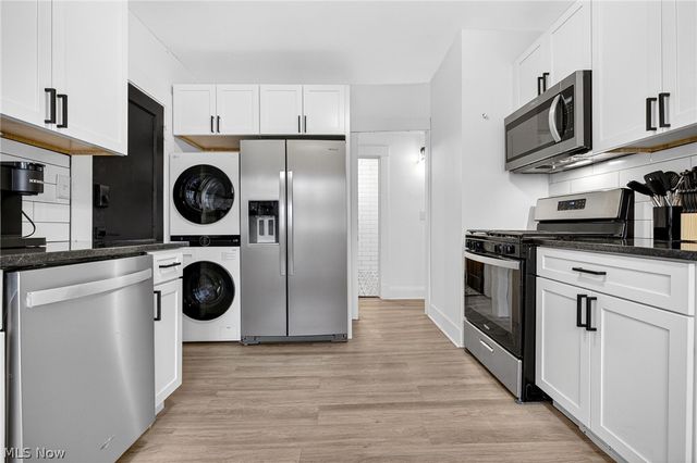 3326 E Overlook Road, Cleveland Heights, OH 44118