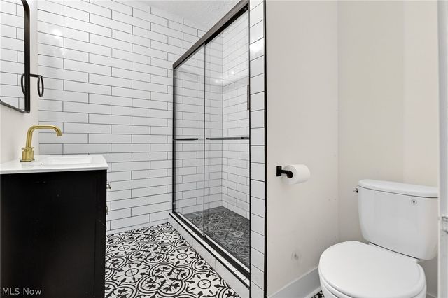 3326 E Overlook Road, Cleveland Heights, OH 44118