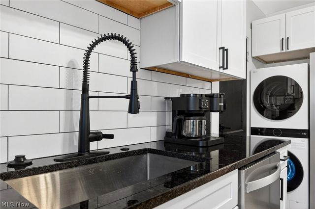 3326 E Overlook Road, Cleveland Heights, OH 44118