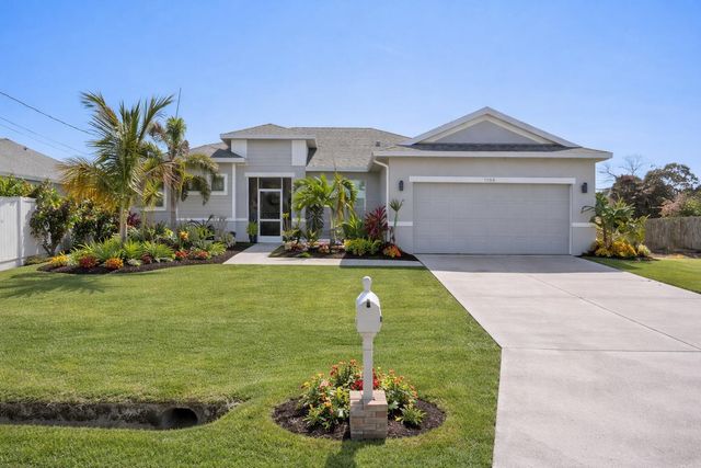 1568 SW Abacus Avenue, Port St. Lucie, FL 34953