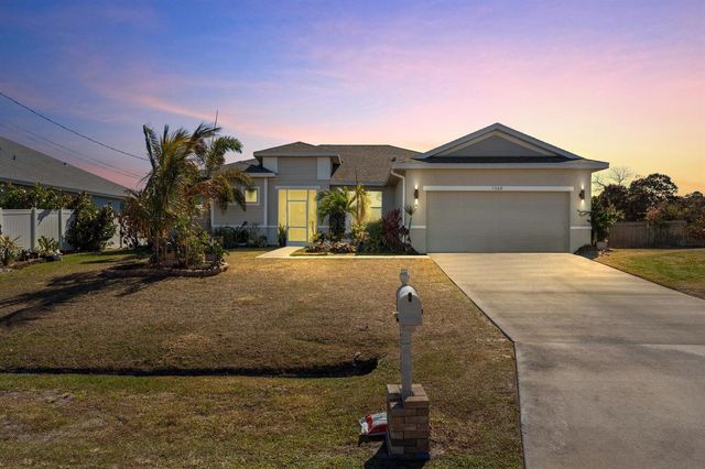 1568 SW Abacus Avenue, Port St. Lucie, FL 34953