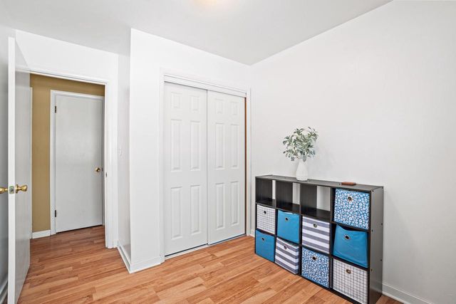 8421 17th AVENUE, Kenosha, WI 53143