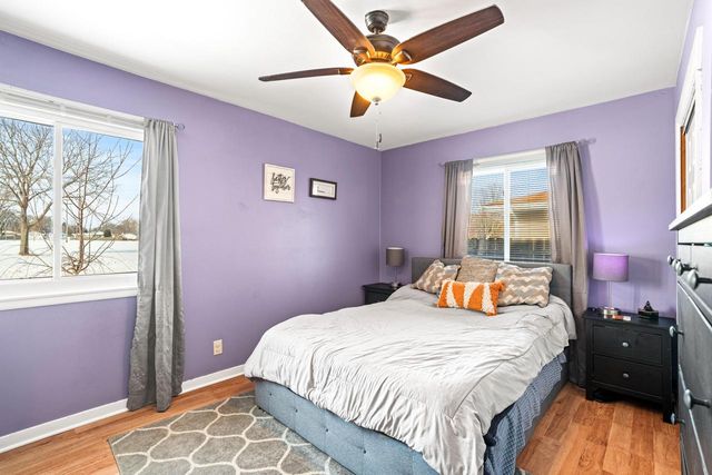 8421 17th AVENUE, Kenosha, WI 53143