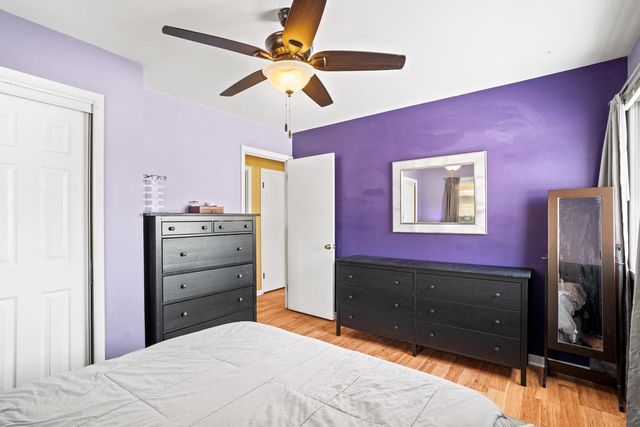 8421 17th AVENUE, Kenosha, WI 53143