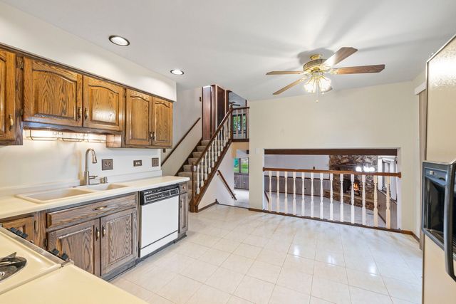 13813 S 84th Avenue, Orland Park, IL 60462