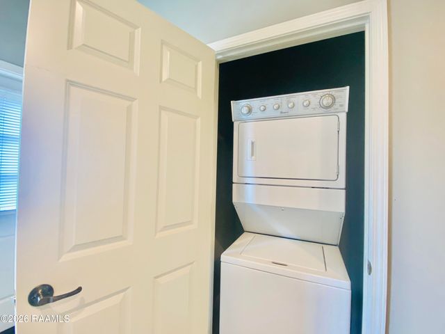 428 General Mouton Avenue 100, Lafayette, LA 70501