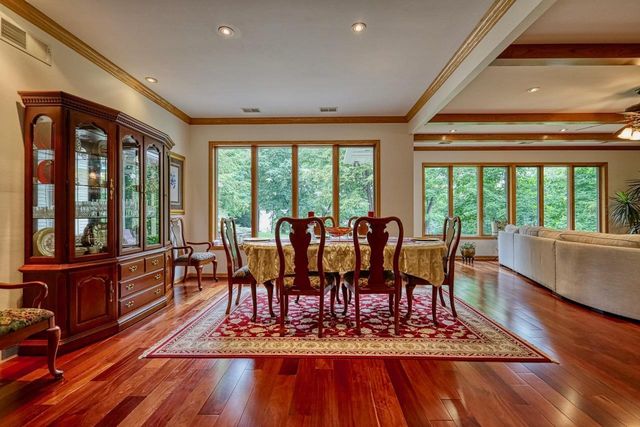 811 Farwell Drive, Madison, WI 53704