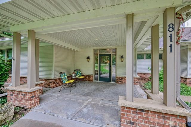 811 Farwell Drive, Madison, WI 53704