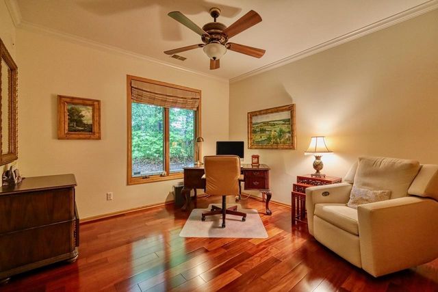 811 Farwell Drive, Madison, WI 53704
