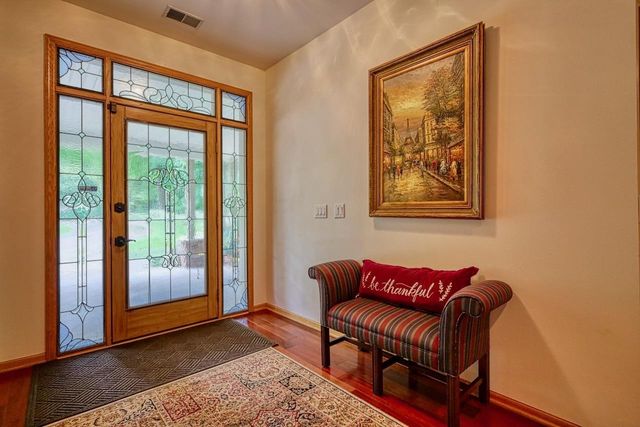 811 Farwell Drive, Madison, WI 53704