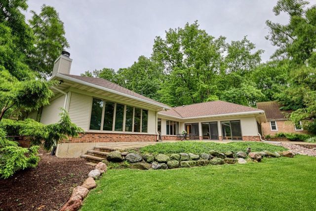 811 Farwell Drive, Madison, WI 53704