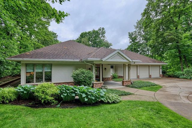 811 Farwell Drive, Madison, WI 53704