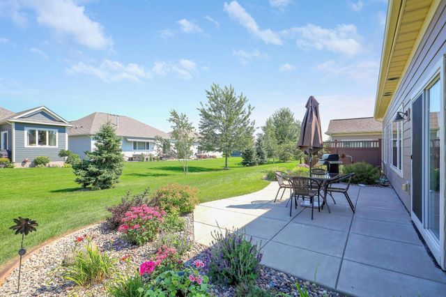 8824 Upper 7th Place N, Lake Elmo, MN 55042