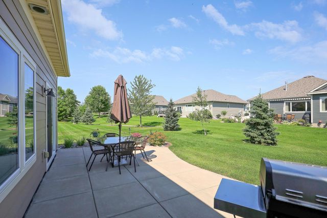 8824 Upper 7th Place N, Lake Elmo, MN 55042