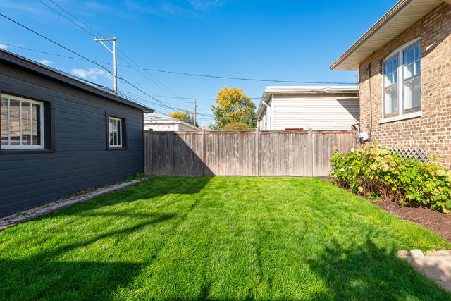 6614 N Talman Avenue, Chicago, IL 60645