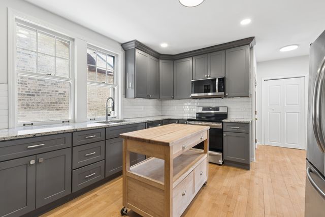 6614 N Talman Avenue, Chicago, IL 60645