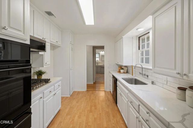 2043 Pepper Drive, Altadena, CA 91001