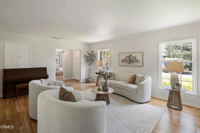 2043 Pepper Drive, Altadena, CA 91001