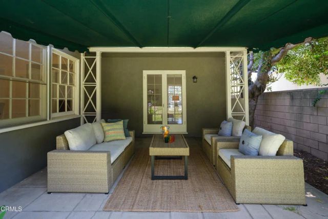2043 Pepper Drive, Altadena, CA 91001
