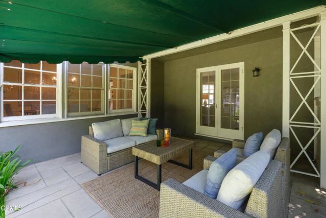 2043 Pepper Drive, Altadena, CA 91001