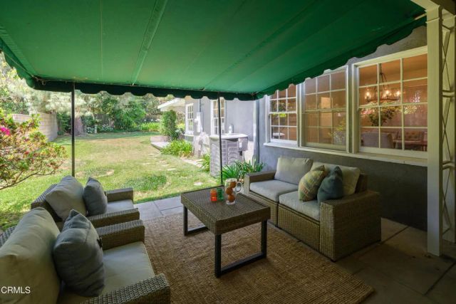 2043 Pepper Drive, Altadena, CA 91001