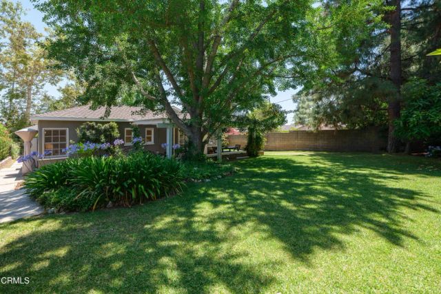 2043 Pepper Drive, Altadena, CA 91001