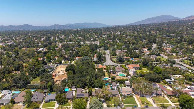 2043 Pepper Drive, Altadena, CA 91001