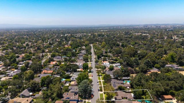 2043 Pepper Drive, Altadena, CA 91001