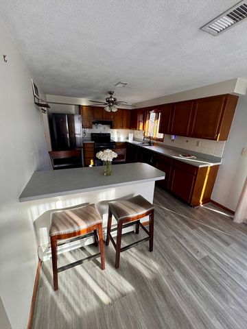 21 Park Dr, Attleboro, MA 02703