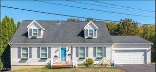 26 Stillwater Avenue, Mechanicville, NY 12118