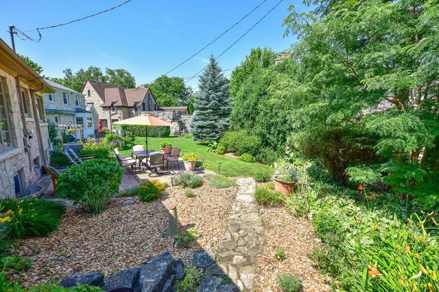 2441 N 97th STREET, Wauwatosa, WI 53226