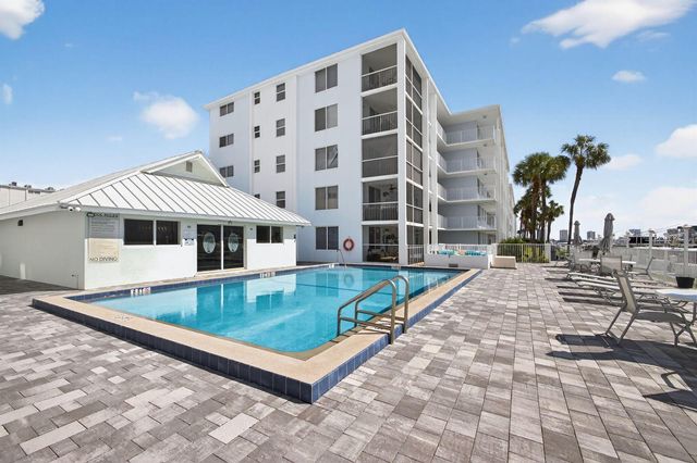 108 Paradise Harbour Boulevard 305, North Palm Beach, FL 33408