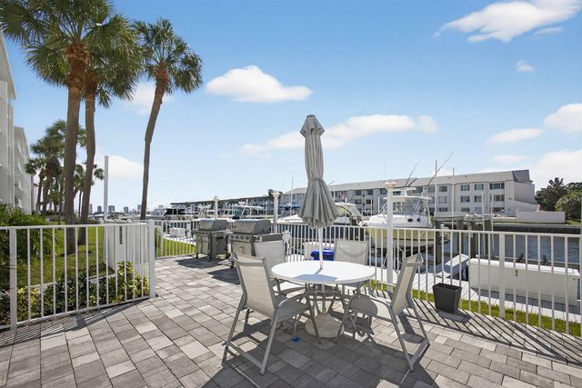 108 Paradise Harbour Boulevard 305, North Palm Beach, FL 33408