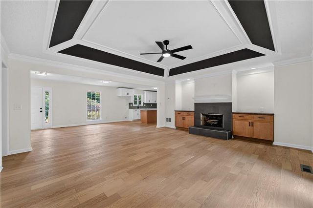 2125 Brandon Acres Drive, Buford, GA 30519