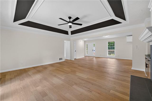 2125 Brandon Acres Drive, Buford, GA 30519