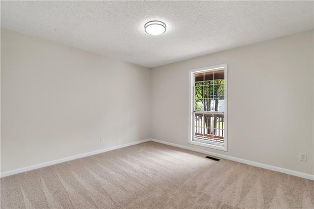 2125 Brandon Acres Drive, Buford, GA 30519
