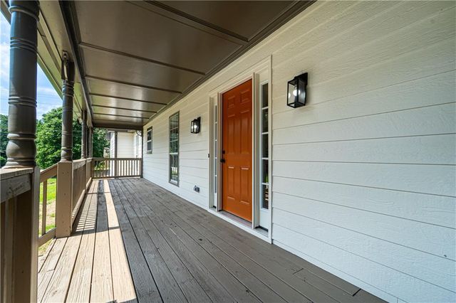 2125 Brandon Acres Drive, Buford, GA 30519