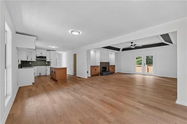 2125 Brandon Acres Drive, Buford, GA 30519