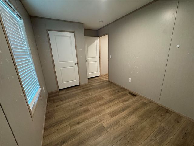 13 Holly Hill Dr, New Sewickley Twp, PA 15042