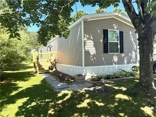 13 Holly Hill Dr, New Sewickley Twp, PA 15042