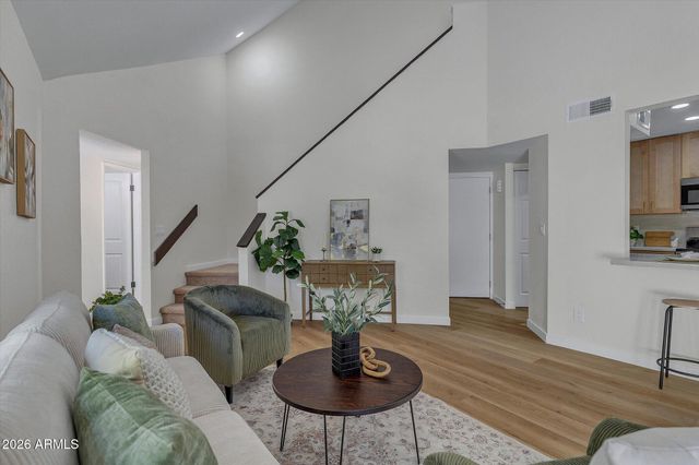 9814 N 5TH Street, Phoenix, AZ 85020