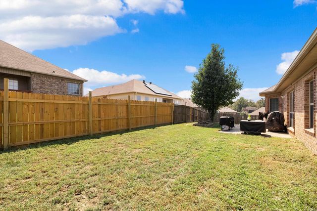 586 Crepe Myrtle, Cabot, AR 72023