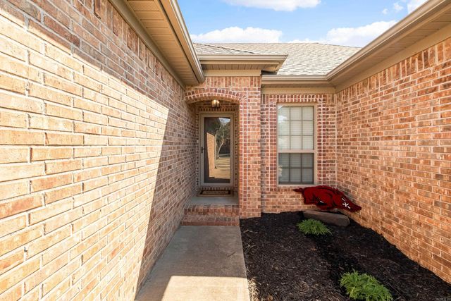 586 Crepe Myrtle, Cabot, AR 72023